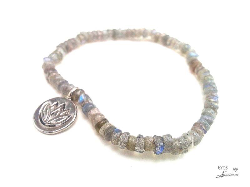 Labradorit Stretch Armband Lotus Blume Anhänger, Yoga Meditation Geschenk von EyesofAnastasia