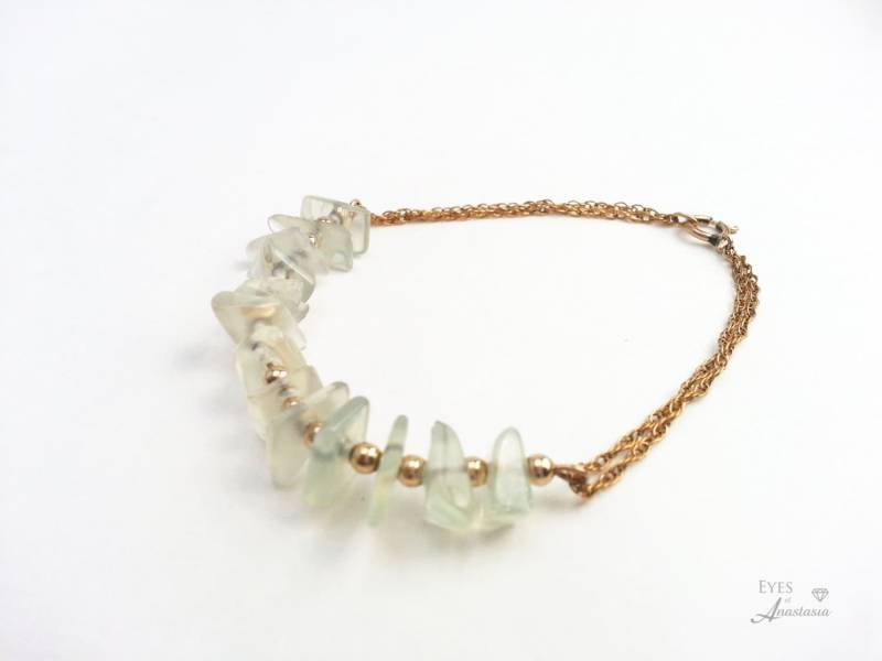 Mondstein Armband Mit Goldkette Schimmer Edelstein Natürliche Heilung Geburtstagsgeschenk Für Sie von EyesofAnastasia