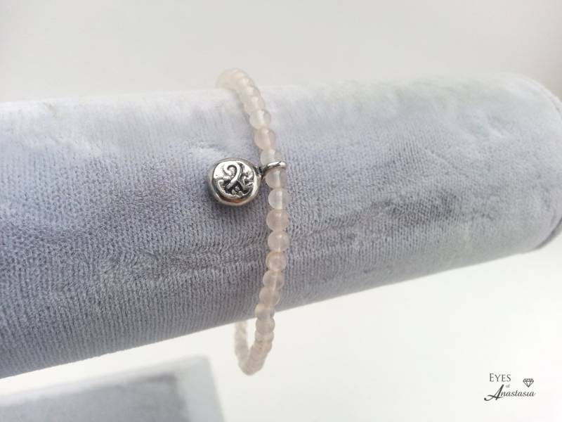 Rosenquarz Yoga Armband Ohm Anhänger, Herz Chakra Edelstein von EyesofAnastasia