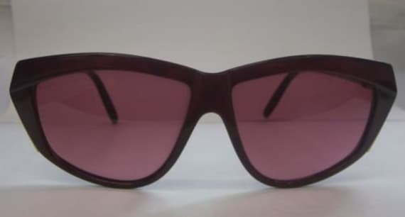 Jahrgang 1980 Charles Jourdan Boogie Burgund Oder Schildkröte Sonnenbrille Jahrgang 1980 Charles Jourdan Boogie Burgund Oder Schildkröte Sonnenbrille von EyewearMart