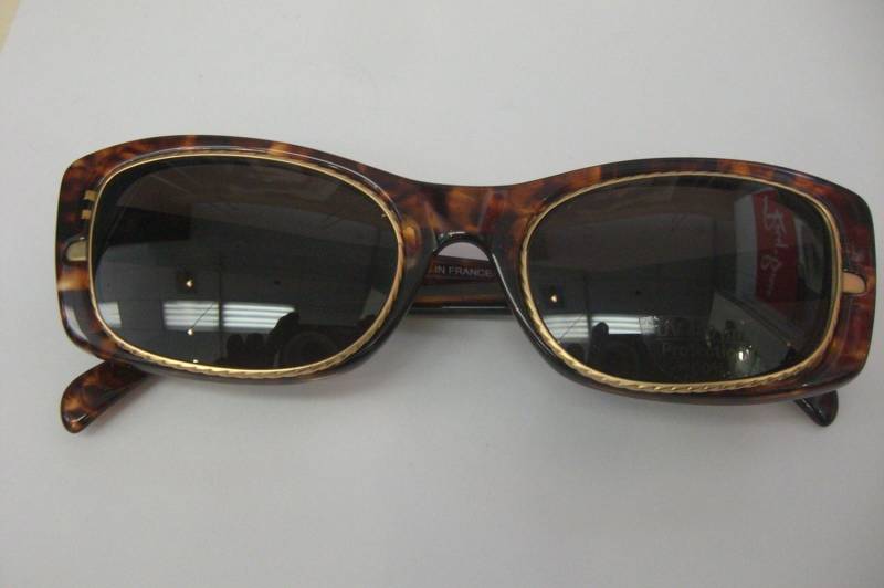 Original Vintage Cateye Carven Paris Made in Fance Sonnenbrille Banjo Schildkröte Original Vintage Cateye Carven Paris Made in Fance Sonnenbrille Banjo Schildkröte von EyewearMart