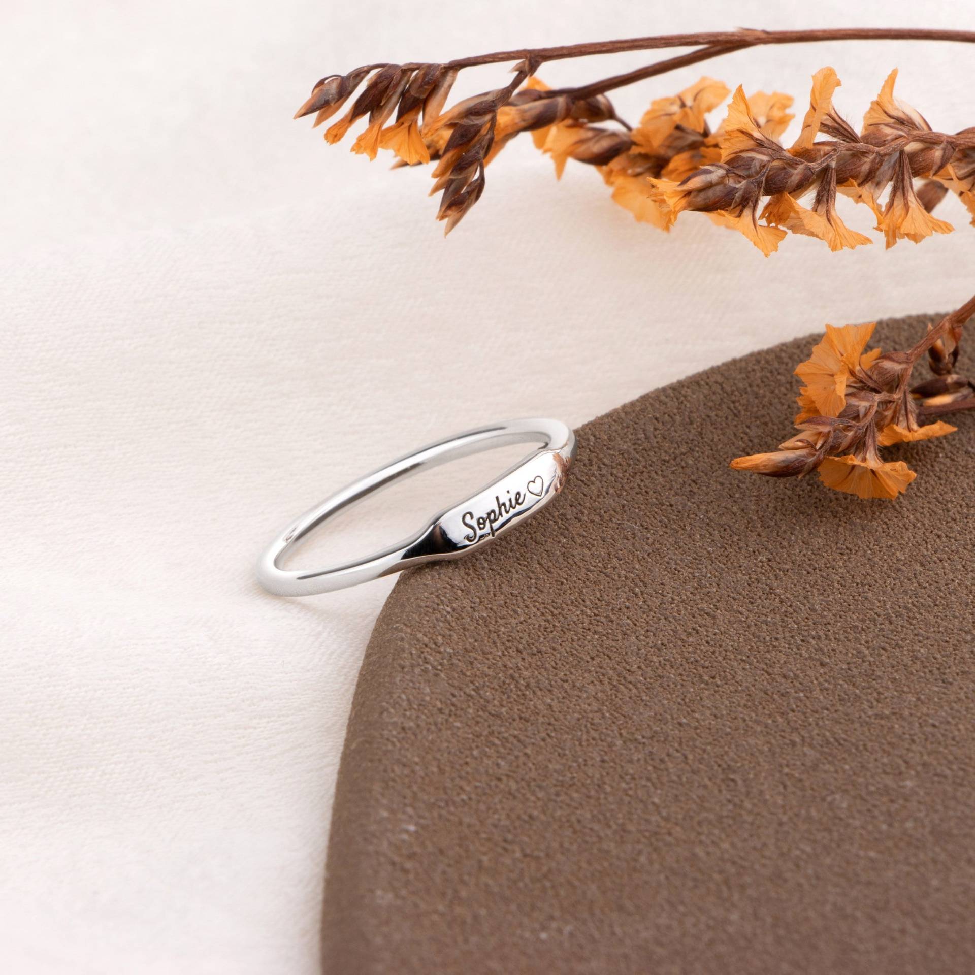 Custom Name Ring, Personalized Stacking Ring, Engraved Ring, Date Ring, Name Jewelry, Gift For Her, Mothers Gift, Dainty Ring von EzGiftables