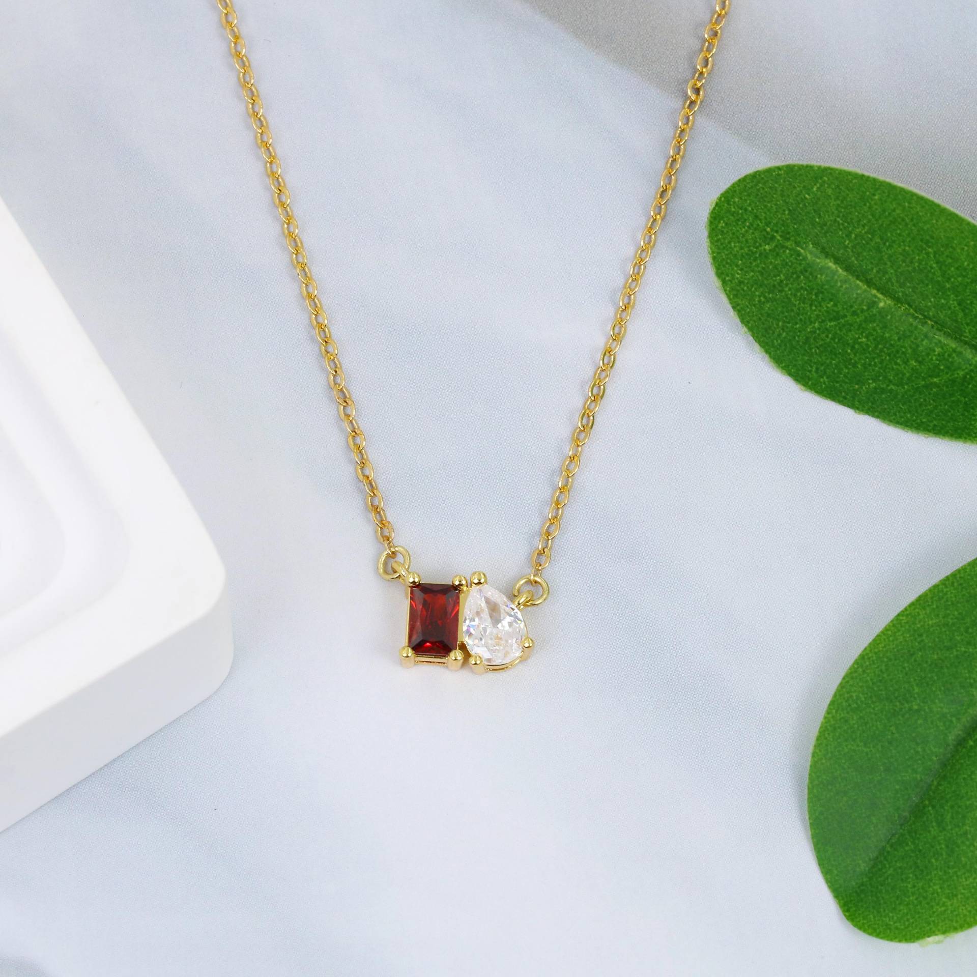 Personalized 2 Birthstone Necklace, Family Necklace, Custom Baguette Necklace, Teardrop Necklace, Mama Necklace von EzGiftables