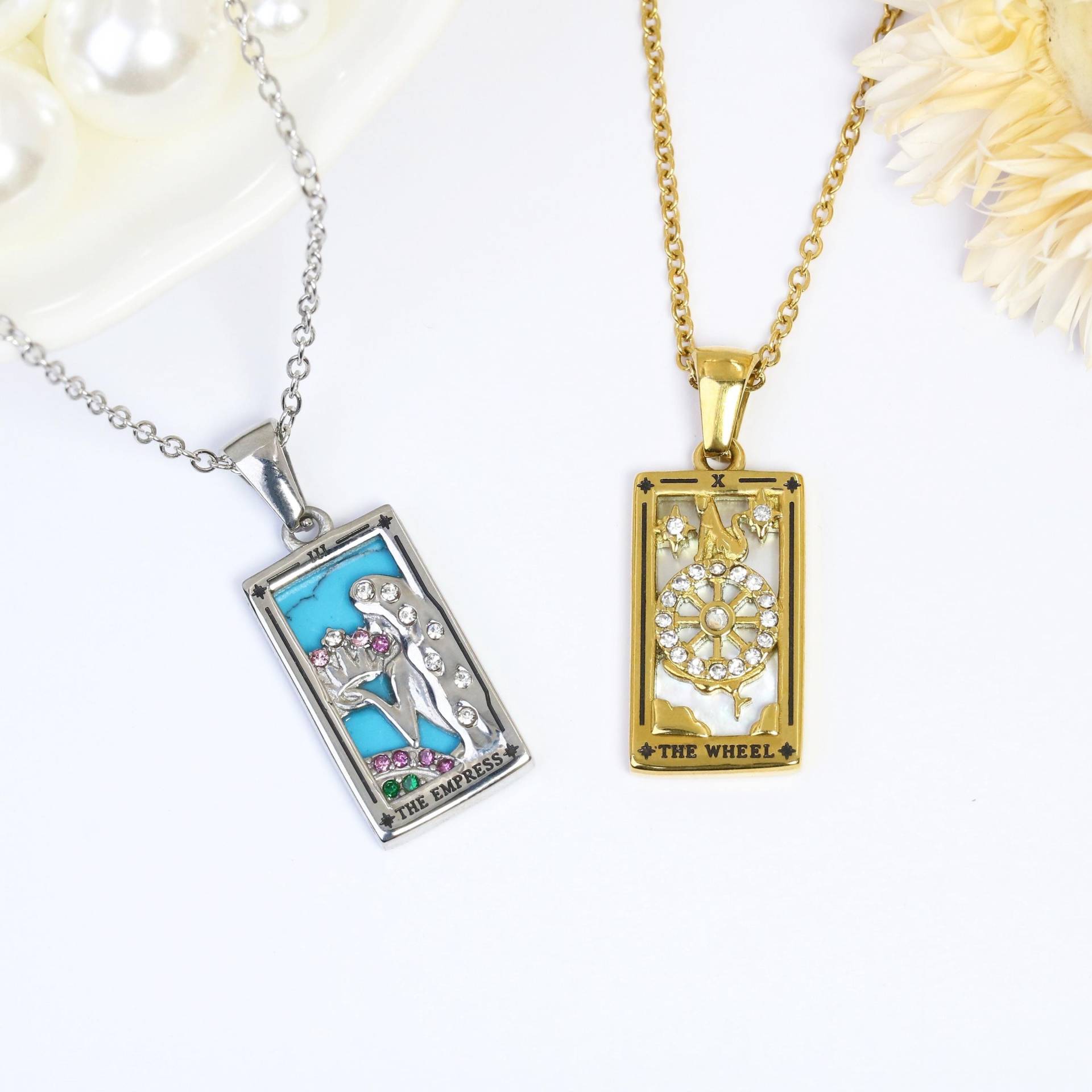 Tarot Card Necklace, Mystic Astrology Necklace, Astrology Necklace, Spiritual Necklace, Tarot Pendant Necklace, Gift For Her, Wheel, Empress von EzGiftables