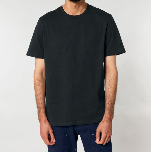 FAIRTICKEN BASICS Unisex Basic T-Shirt aus 100% Bio-Baumwolle von FAIRTICKEN BASICS