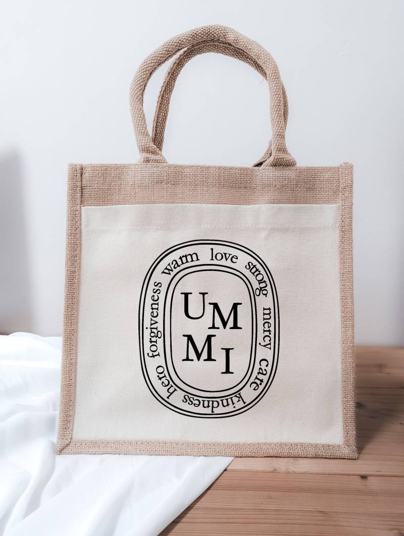 Mama Jutetasche | Ummi Arabisch Diptyque Stil Boho Geschenkidee Mutter Schwangerschaft Geburt Babyshower Frischgebackene von FAMJINO