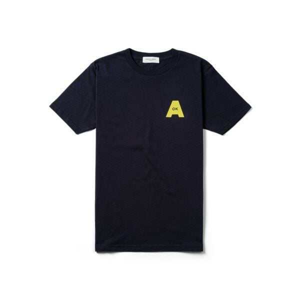 FANTASTIC REALITY STUDIOS A-OK NAVY T-SHIRT – Bio-Baumwolle, Unisex von FANTASTIC REALITY STUDIOS