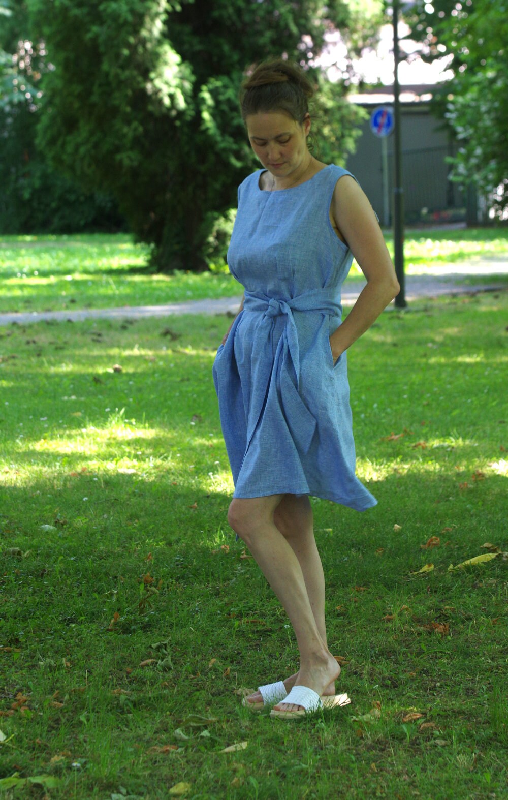 Leinen Frauenkleid, Blaues Leinenkleid von FARABOstyle