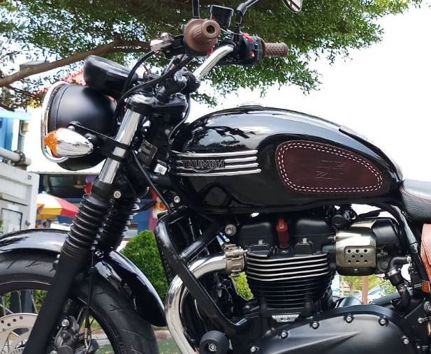 Rindsleder Tank Knieschützer Union Jack, Triumph Bonneville & Re Intercycler - Usa Nur Zoll Und Steuern Inklusive von FAVORITEBIKER