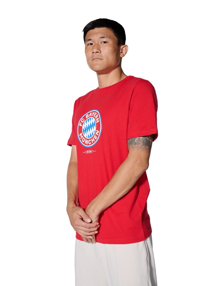 FC Bayern München T-Shirt FC Bayern München I T-Shirt Essential I Herren I Rot FC Bayern München T-Shirt FC Bayern München I T-Shirt Essential I Herren I Rot von FC Bayern München
