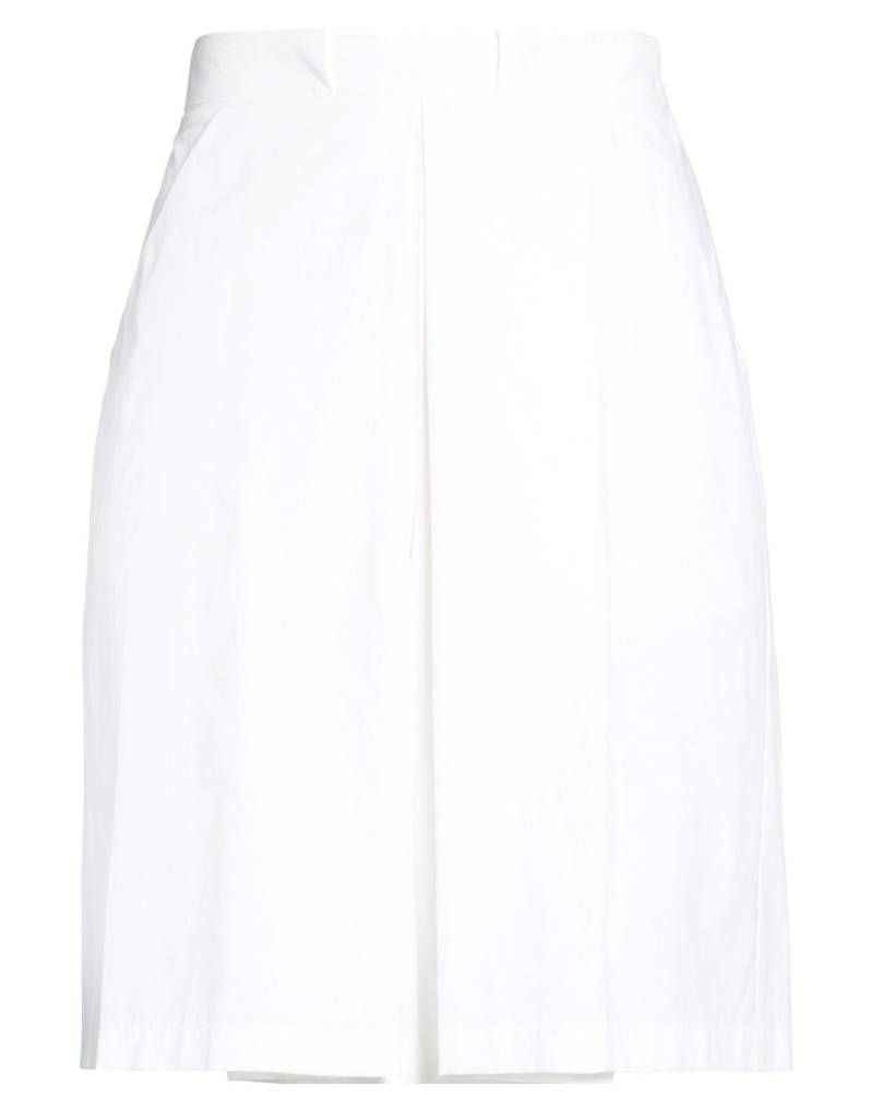 FEDELI Shorts & Bermudashorts Damen Weiß von FEDELI