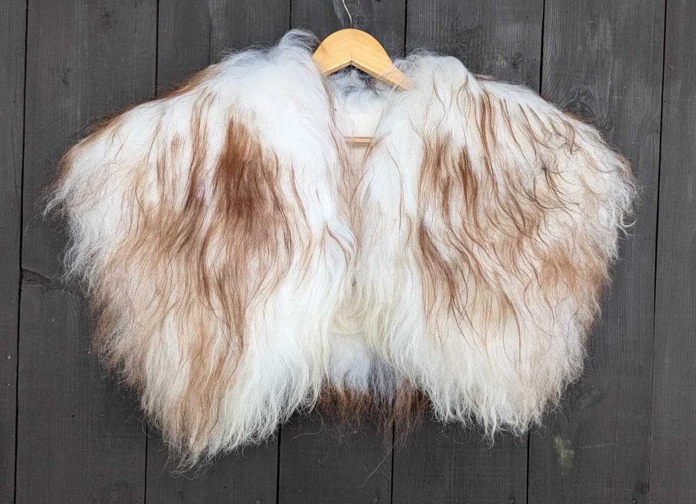 Schulterfell - Fell Für Wikinger Viking Krieger Bekleidung Mit Fell- Vikings- Got Einzelstück 935 von FELLFORFASHION