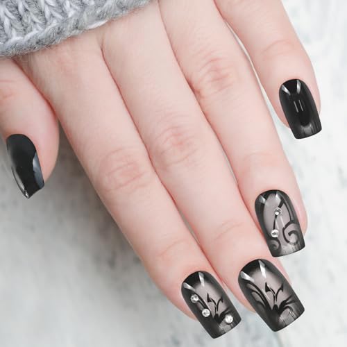 FEMBW Press on Nails Kurze Quadratische, 24 Stück Künstliche Fingernägel zum Aufkleben, Nägel Set mit Diamanten Full Cover Fake Nails Schwarz für Frauen, Halloween Weihnachten Geschenk FEMBW Press on Nails Kurze Quadratische, 24 Stück Künstliche Fingernägel zum Aufkleben, Nägel Set mit Diamanten Full Cover Fake Nails Schwarz für Frauen, Halloween Weihnachten Geschenk von FEMBW