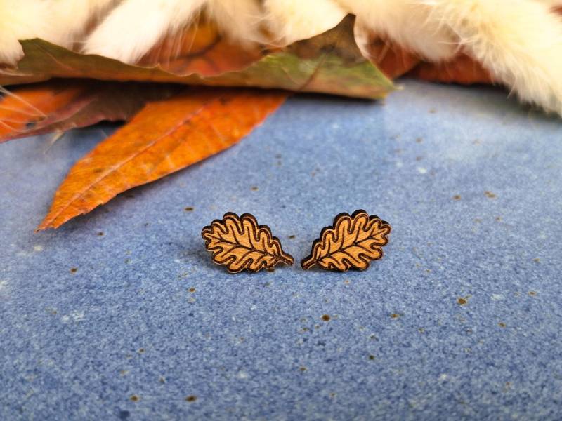 Holzohrstecker Eichenblatt Ohrstecker Aus Echtholz Handgemachter Schmuck Geschenk Für Sie Holzohrringe Ohrringe Holz Feme von FEMELaserstudio