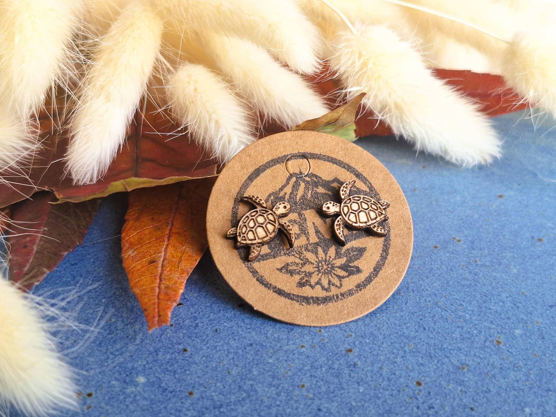 Holzohrstecker Schildkröte Ohrstecker Aus Echtholz Handgemachter Schmuck Geschenk Für Sie Holzohrringe Ohrringe Holz Feme von FEMELaserstudio