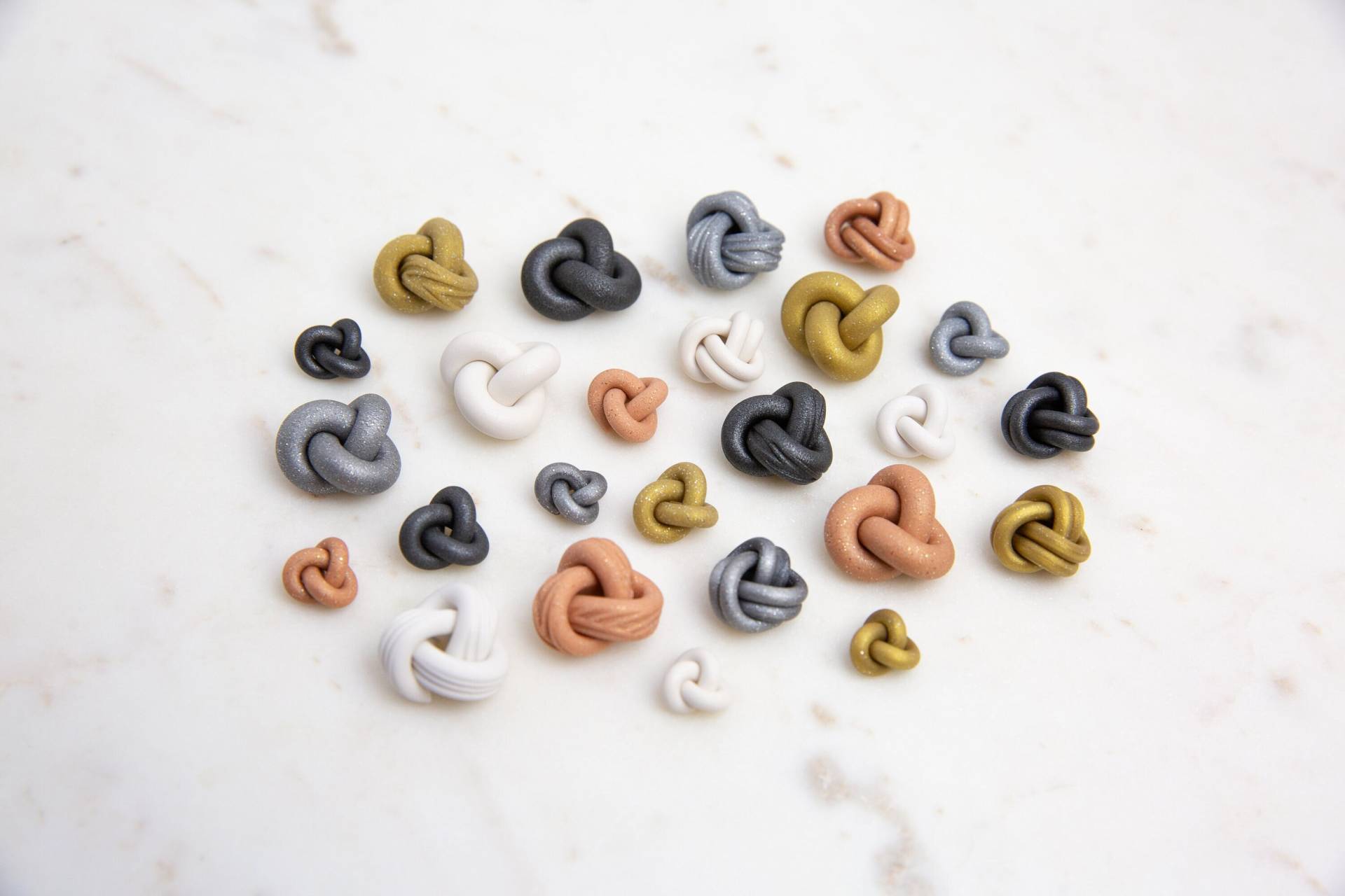 Knot Studs Metallics Knot Studs Metallics von FERNANDVINEHANDMADE