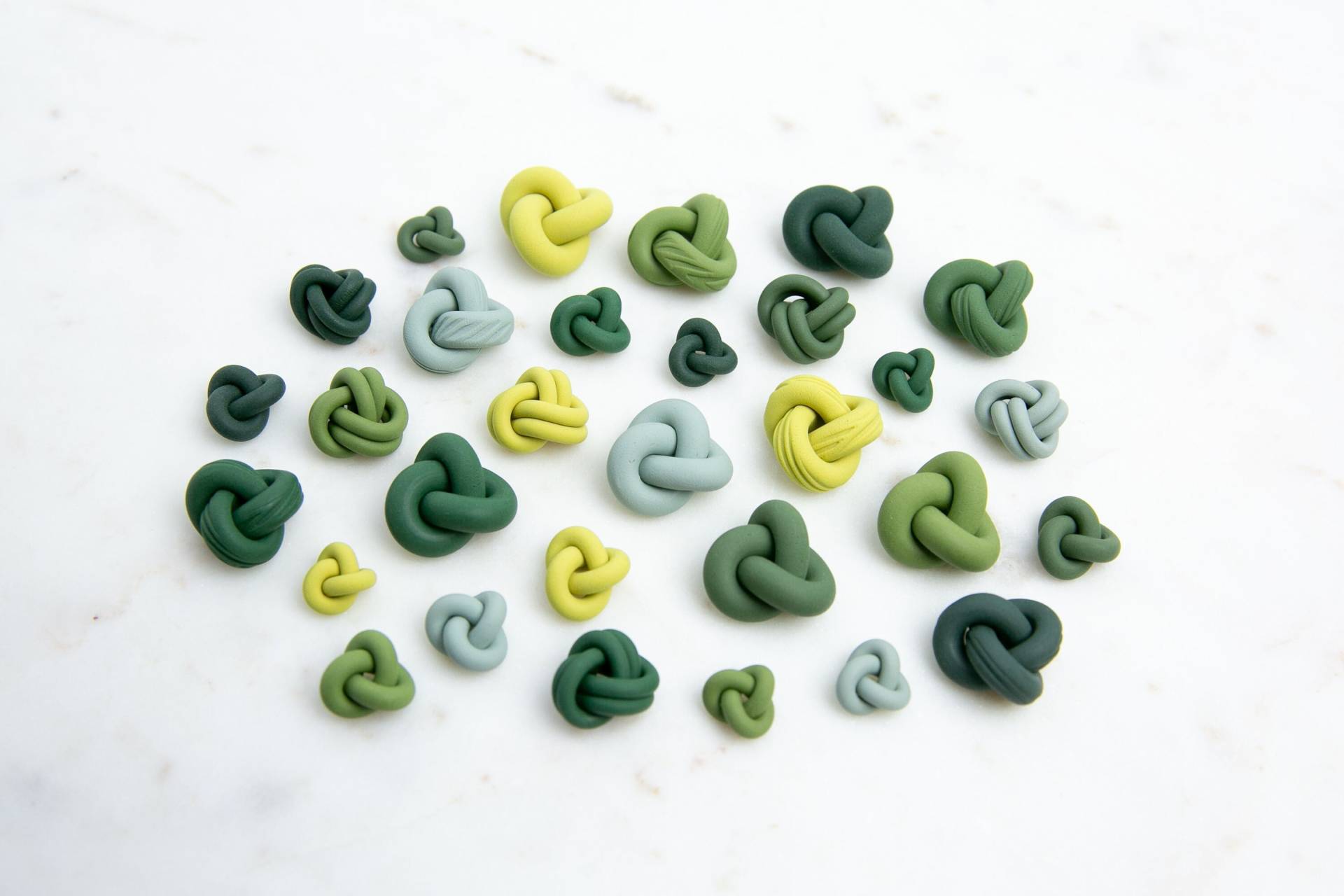 Knot Studs Grüntöne Knot Studs Grüntöne von FERNANDVINEHANDMADE
