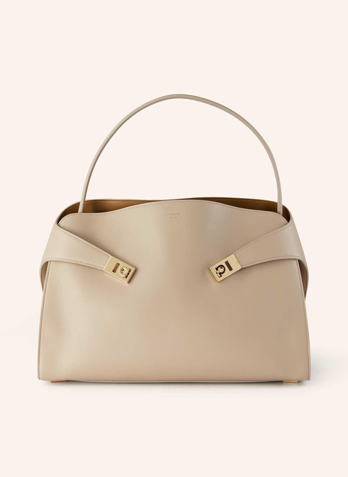 Ferragamo Handtasche Hug Soft beige Ferragamo Handtasche Hug Soft beige von FERRAGAMO