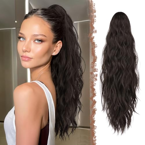 FESHFEN Gewellt Pferdeschwanz Haarteil mit Klammer, Cruly Lang Zopf Extensions Claw Clip in Wavy Ponytail Extension Synthetik Haarverlängerung für Frauen Damen 63cm Dunkelbraun von FESHFEN