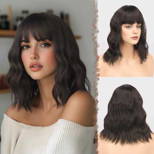FESHFEN Wellig Bob Perücke mit Pony - 35cm Braun Wellen Schulterlänge Perücken für Damen Frauen Synthetik Kunsthaar Haarperücke für Alltag Karneval Fasching von FESHFEN