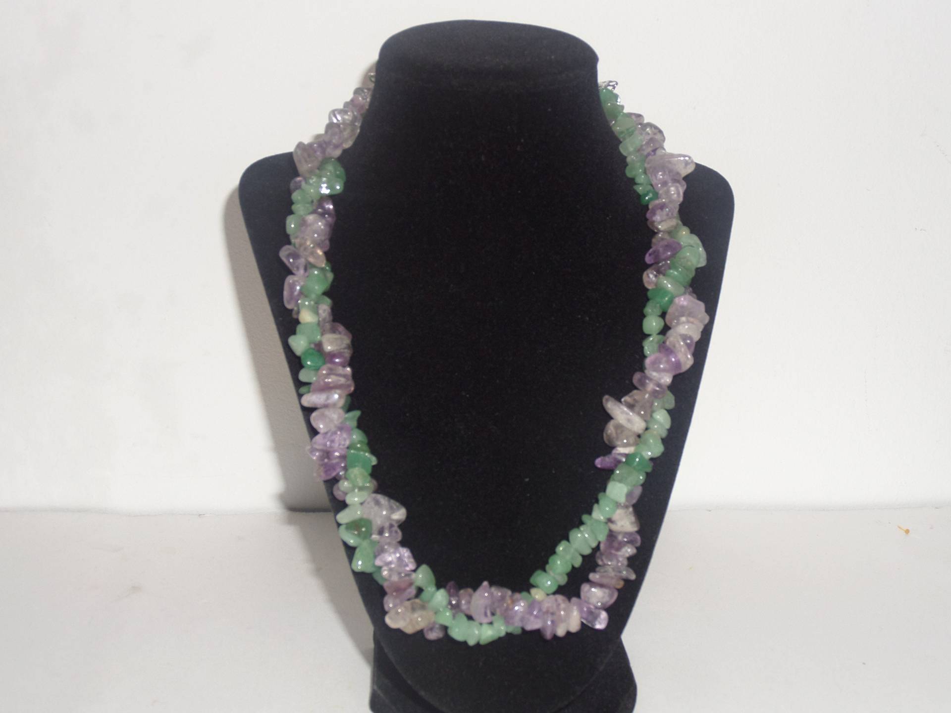 Grüne Aventurin Und Amythyst Edelstein Chip Perle Halskette Grüne Aventurin Und Amythyst Edelstein Chip Perle Halskette von FEVERGRASSBEADS