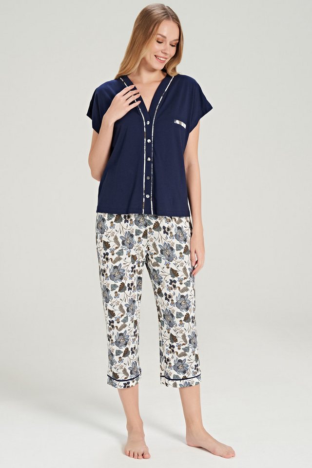 FEYZA Schlafanzug Damen Capri-Pyjama-Set aus Baumwolle mit Blumenmuster Baumwolle, Capri-Hose, Knopfleiste, V-Ausschnitt, hoher Tragekomfort FEYZA Schlafanzug Damen Capri-Pyjama-Set aus Baumwolle mit Blumenmuster Baumwolle, Capri-Hose, Knopfleiste, V-Ausschnitt, hoher Tragekomfort von FEYZA