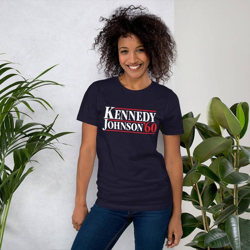 Jfk Shirt - John F Kennedy Retro Präsident Retro-Kampagne Jfk Shirt - John F Kennedy Retro Präsident Retro-Kampagne von FHCTees