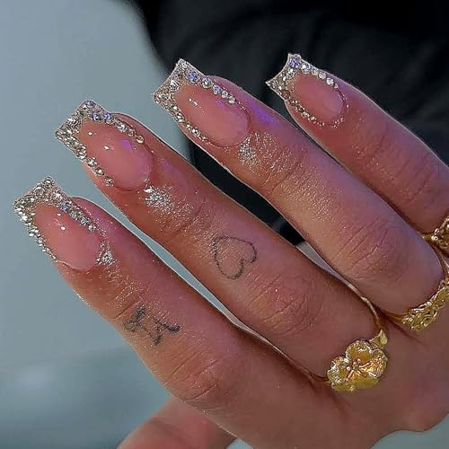 Elegante Französische Tipps Presse Auf Nägeln Strasssteine Detail Quadratische Form False Nails Set Office Wear Für Mädchen 24 Stcs Kurze Quadratpresse Auf Nagel von FIRSTXIU