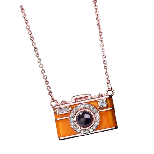 FIRSTXIU Kamera Halskette Mit 100 Sprache Projektion Mehrsprachige Schlüsselbeutelkette Eleganter Kupferschmuck Für Kulturelle Enthusiasten Allergie Resistente Kupfermode Halskette von FIRSTXIU