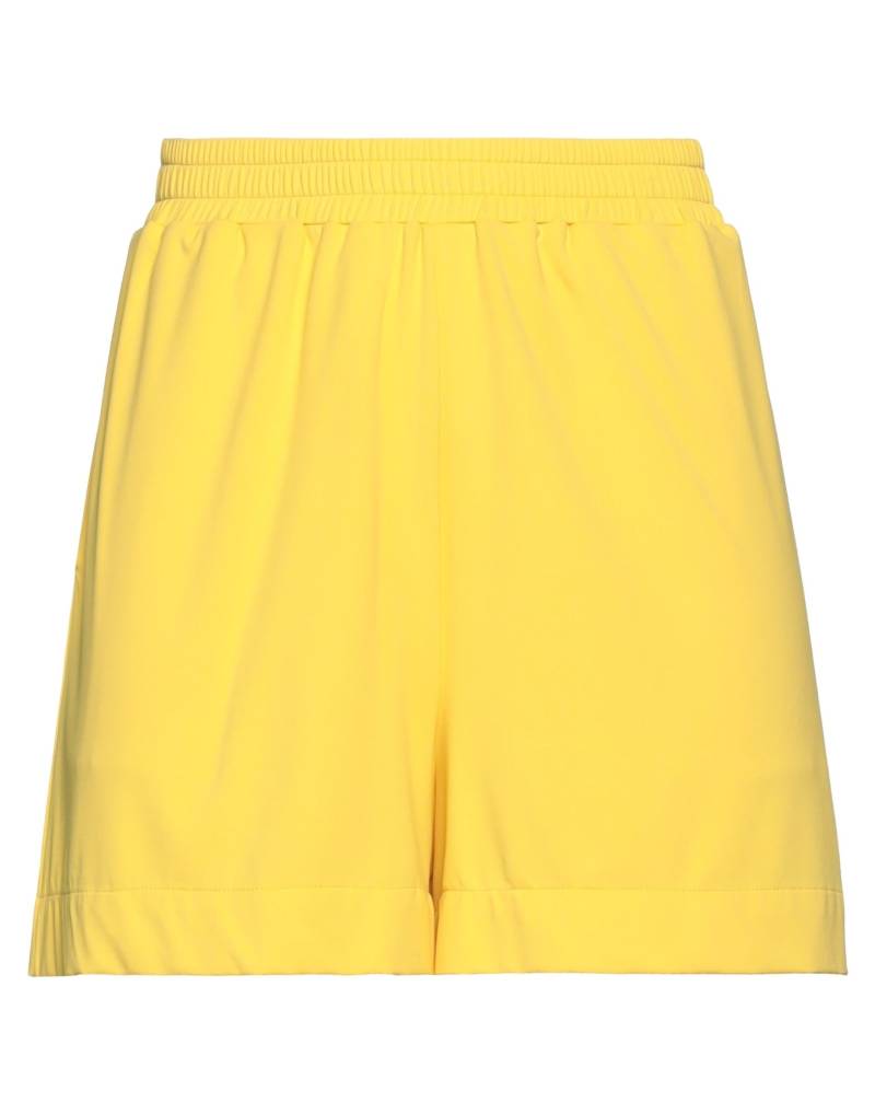 FISICO Shorts & Bermudashorts Damen Gelb von FISICO