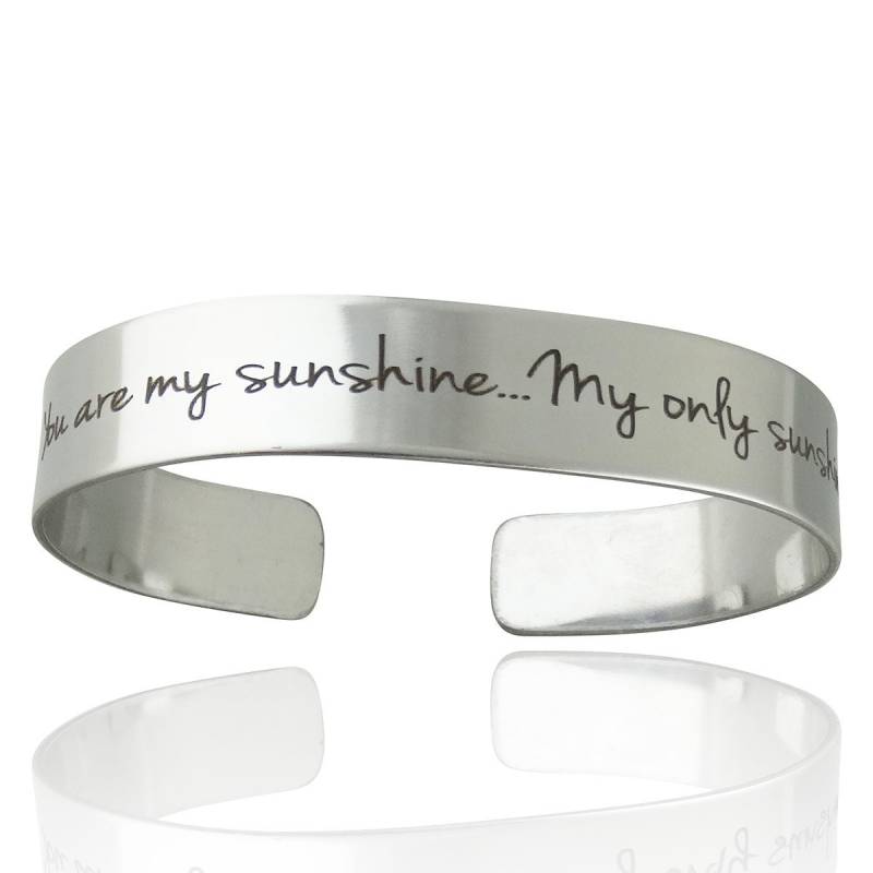 "Doppelseitiges, Verstellbares Manschettenarmband Aus Edelstahl "You Are My Sunshine"." von FJ4LifeCreations