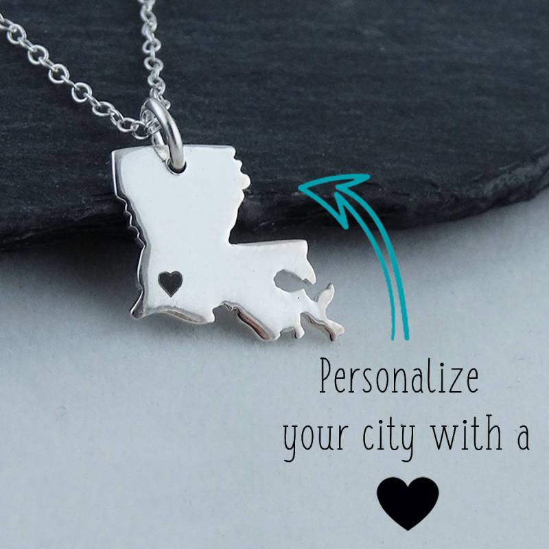 Louisiana State Charm Halskette Mit Gravur Herz in Der Nähe Ihrer Stadt - 925 Sterling Silber von FJ4LifeCreations