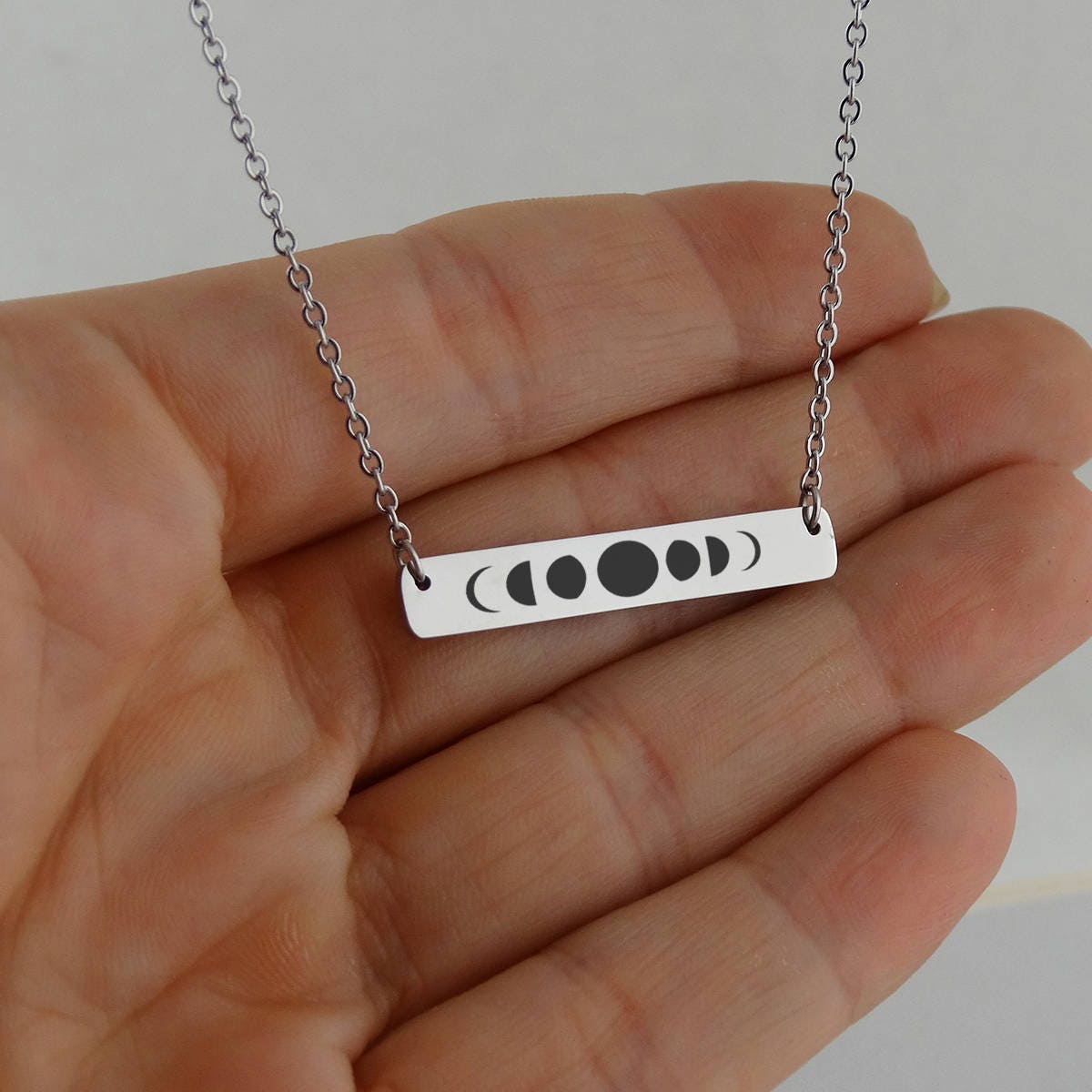 Lunar Mond Phasen Gravierte Edelstahl Bar Halskette von FJ4LifeCreations