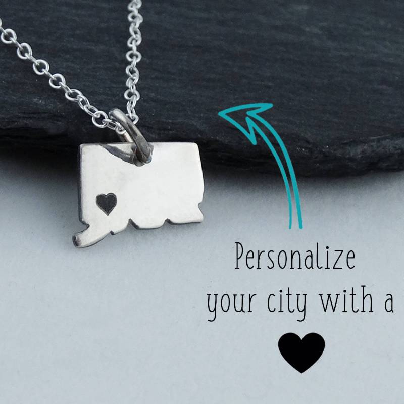 Personalisierte Halskette Mit Eingraviertem Herz in Der Nähe Ihrer Stadt - 925 Sterlingsilber von FJ4LifeCreations