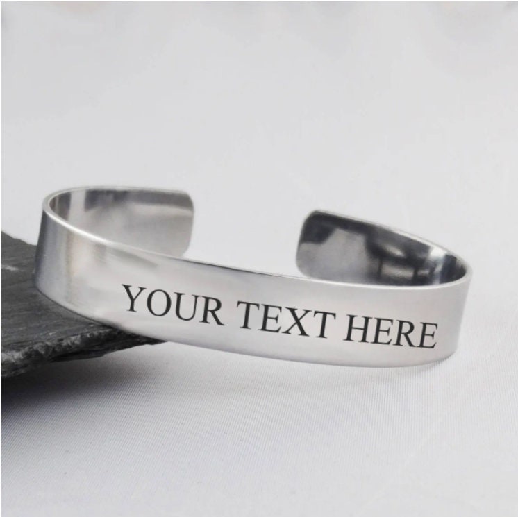Personalisiertes Manschettenarmband - 1, 5 X 18, 5 cm Edelstahlarmband Mit Personalisiertem Text Oder Bild von FJ4LifeCreations