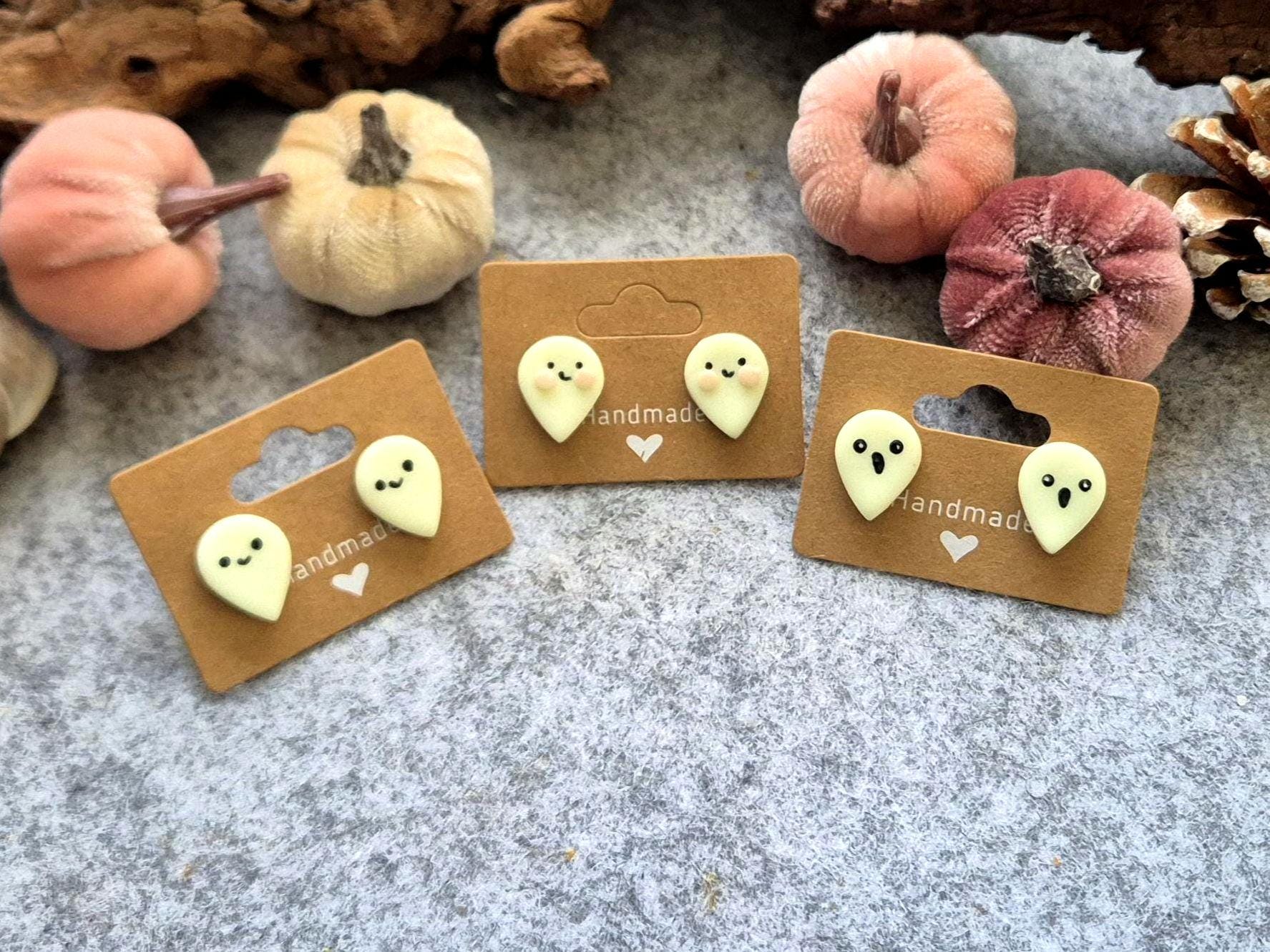 Halloween Polymer Clay Ohrstecker " Geister ", Leuchten Im Dunkeln, Nachtleuchtende Ton Aus Edelstahl, Nickelfrei von FKClayCreations