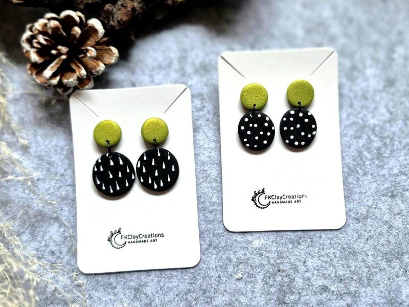 Polymerclay Ohrringe " Ballaballa "/Polymerton Ohrringe/ Moderne Metallic Grün Und Schwarze Hängeohrringe/ Edelstahl/ Nickelfrei von FKClayCreations