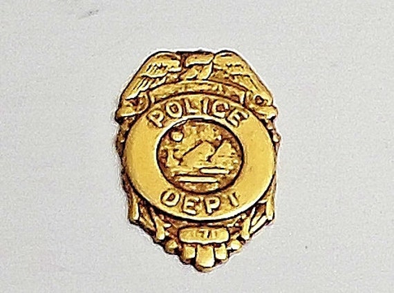 Erstaunliche Details Polizei Polizist Anstecknadel Tac Pin /P08 von FLEAMARKETCAVE2