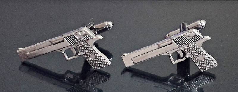 Pistol Hand Pistole Manschettenknöpfe/P14 von FLEAMARKETCAVE2