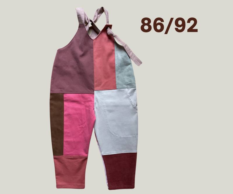 Upcycling Patchworklatzhose Für Kinder Upcycling Patchworklatzhose Für Kinder von FLICKWEAR