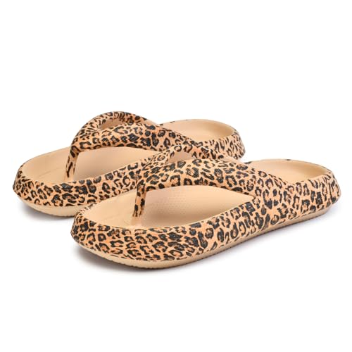 FLIOZY Leopard Flip-Flops für Damen und Herren, EVA Weiche Cloud-Sandalen, Rutschfeste Zehentrenner mit Gepolsterter Sohle, Plattform Hausschuhe für Drinnen & Draußen,Khaki 36/37 FLIOZY Leopard Flip-Flops für Damen und Herren, EVA Weiche Cloud-Sandalen, Rutschfeste Zehentrenner mit Gepolsterter Sohle, Plattform Hausschuhe für Drinnen & Draußen,Khaki 36/37 von FLIOZY