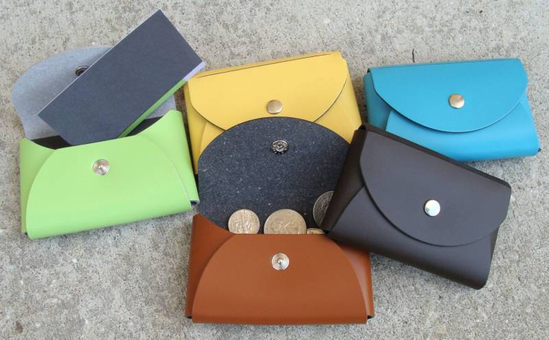 Kartenhalter Aus Recyceltem Leder Handgefertigtes Portemonnaie Den Usa von FLORENTINESHOP