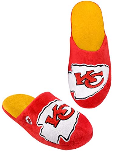 FOCO NFL Herren Kansas City Chiefs Slipper, Rot/Ausflug, einfarbig (Getaway Solids), 13-14 von FOCO