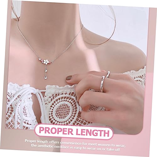 FOMIYES Damen Halskette mit Zartem Kirschblüten Anhänger Leichte Metallkette aus Hochwertigem Kupfer Blüten Quaste Verstellbare für Frauen zu Weihnachten und Geburtstag FOMIYES Damen Halskette mit Zartem Kirschblüten Anhänger Leichte Metallkette aus Hochwertigem Kupfer Blüten Quaste Verstellbare für Frauen zu Weihnachten und Geburtstag von FOMIYES