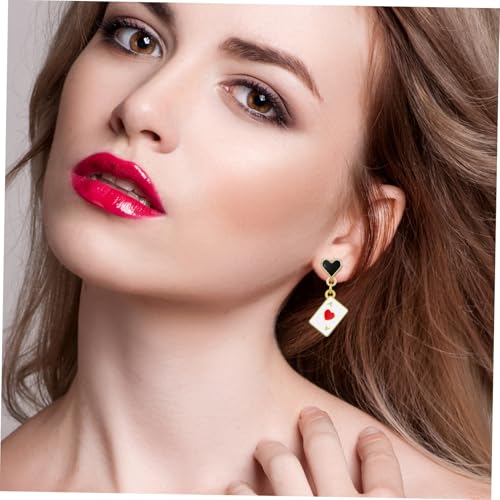 FRCOLOR Asymmetrische Poker Ohrringe Damen Herz Anhänger Legierter Schmuck Frauen Mädchen Spielkarten Ohrhänger für Casual und Themenpartys von FRCOLOR