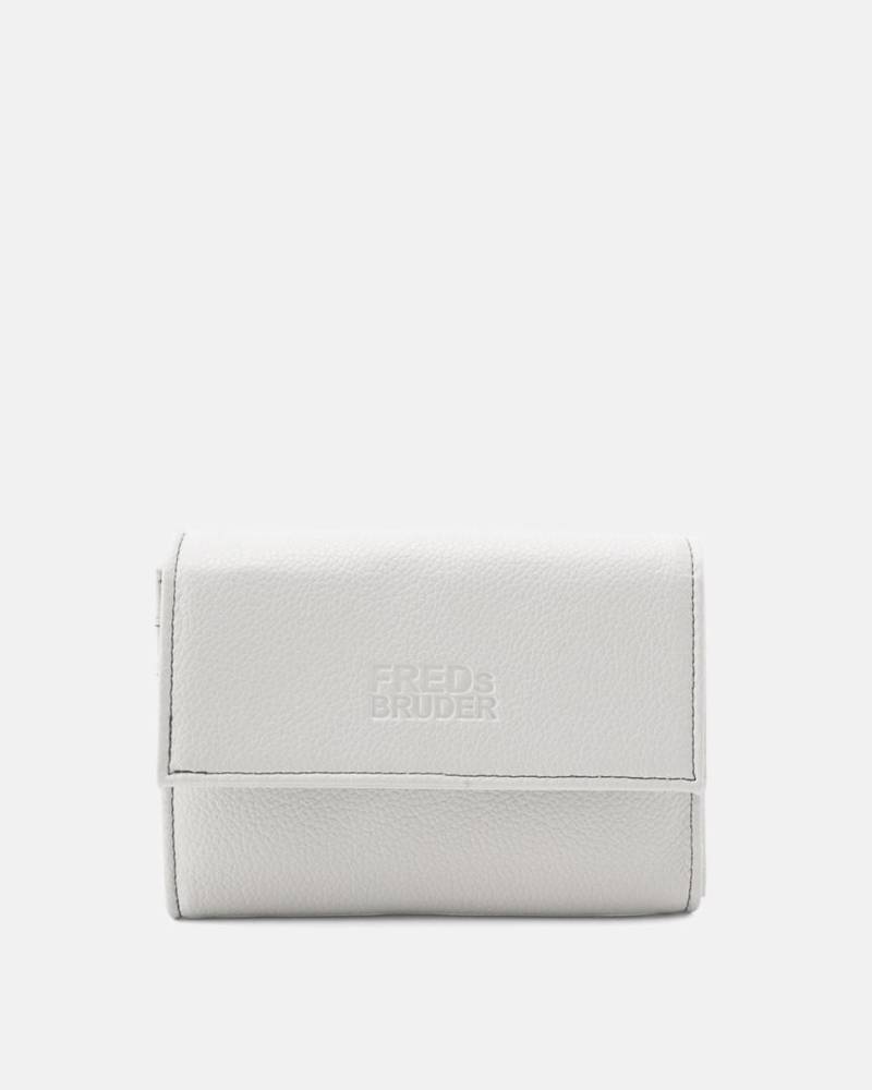 FREDsBRUDER - Bestie Collection Portemonnaie Bestie Wallet With Lock Oat Milk Offwhite von FREDsBRUDER
