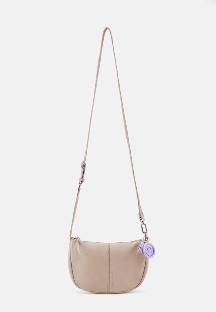 FREDsBRUDER - Take a Smile Collection Rv-Handtasche Take A Smile Halfmoon Bag Chai Latte Beige von FREDsBRUDER