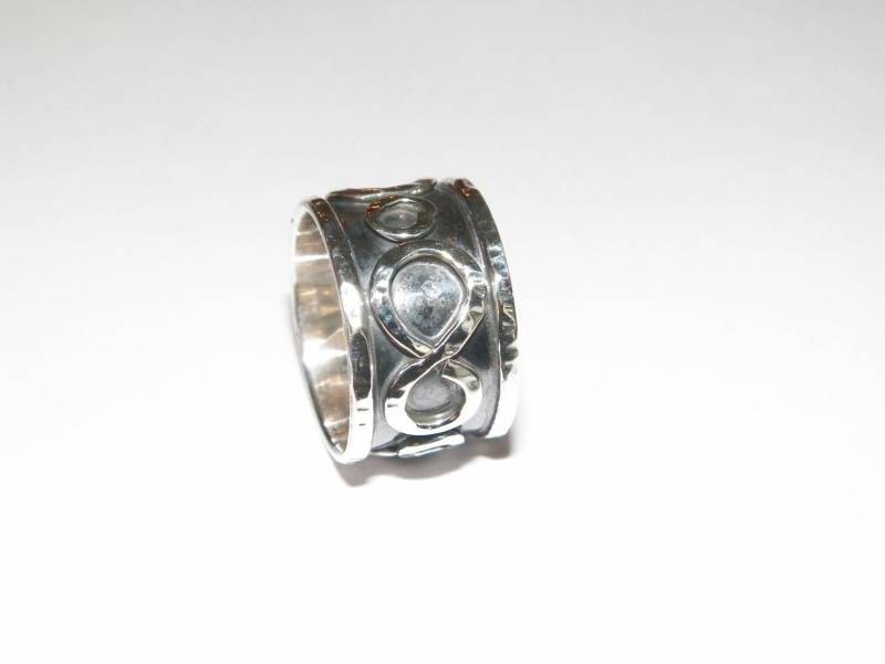 925 Oxidierte Sterling Silber Ring Mit Symbol Der Unendlichkeit Handgefertigt - Custom Größe von FRIENDSJEWELRYinc