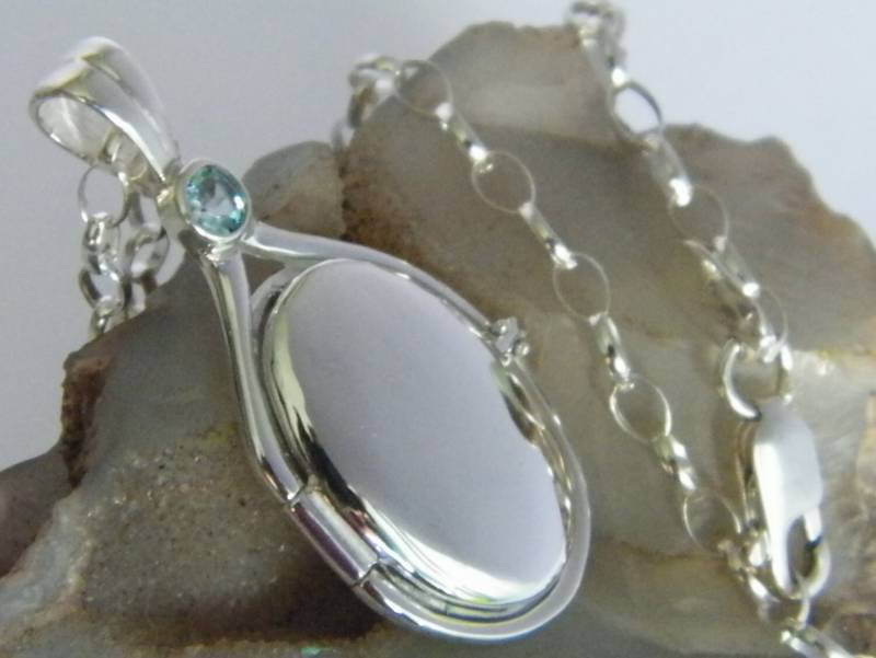 Hand Made in Usa 41 Mm-20 Mm Handgefertigte H2O Meerjungfrauen Medaillon Anhänger Solid 925 Sterling Silber 4 Aquamarine von FRIENDSJEWELRYinc