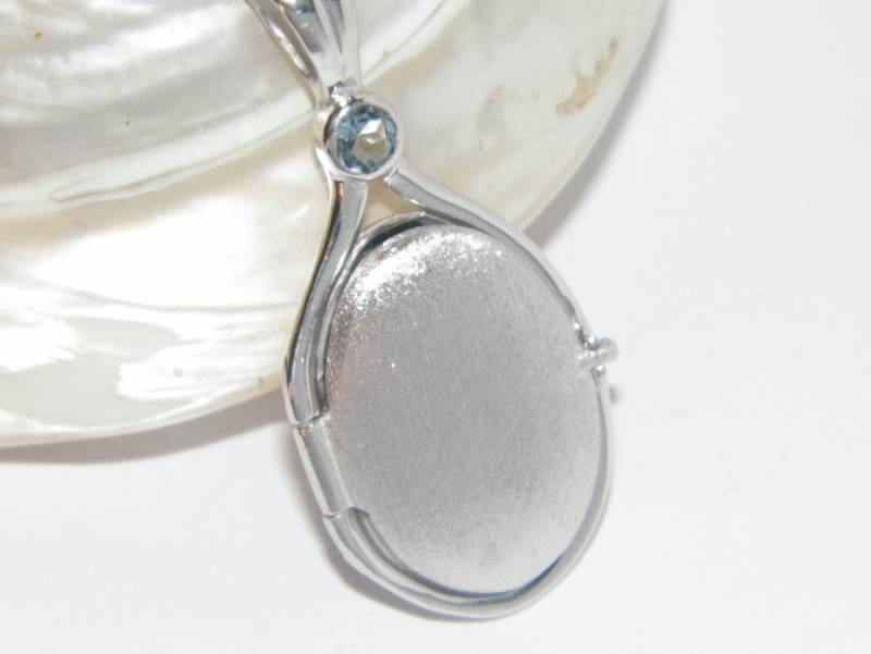 Hand Made in Usa 41Mm-20 Mm Handgefertigt 925 Sterling Silber 4 0, 25 Ct.natürliche Aquamarin Medaillon H2O Just Add Wasser Meerjungfrauen von FRIENDSJEWELRYinc